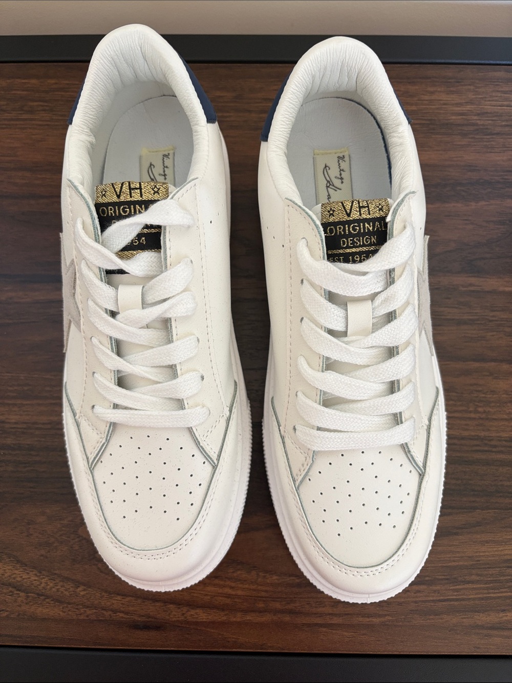 New Vintage Havana Sneakers - Picture 2 of 6